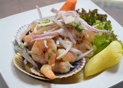 Cebiche camarones a la piedra